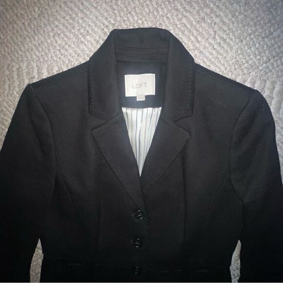 LOFT Black Pleated Blazer - Sz 4 - Picture 10 of 15